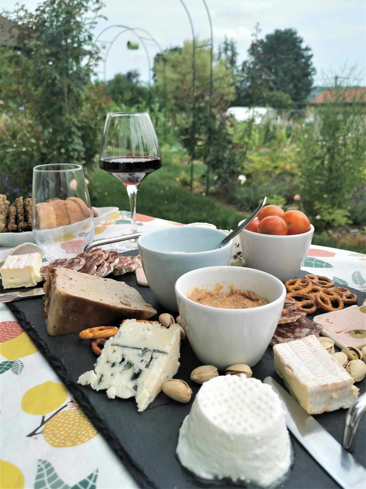 Bed and Breakfast Au Jardin Des Deux Roches Prissé Zewnętrze zdjęcie